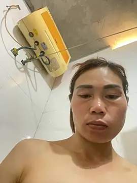 meganmeo online show from 04/09/26, 05:51