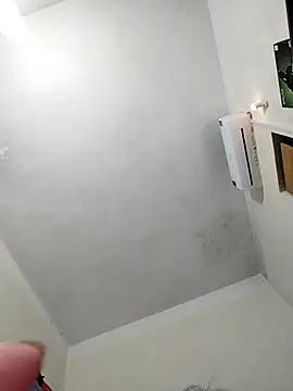 LisantLy online show from 01/13/26, 01:49