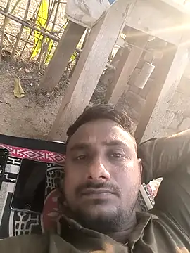 Snapshot of aryaaap chatting on 12/01/25, 10:20 aryaaap online show from 12/01/25, 10:20