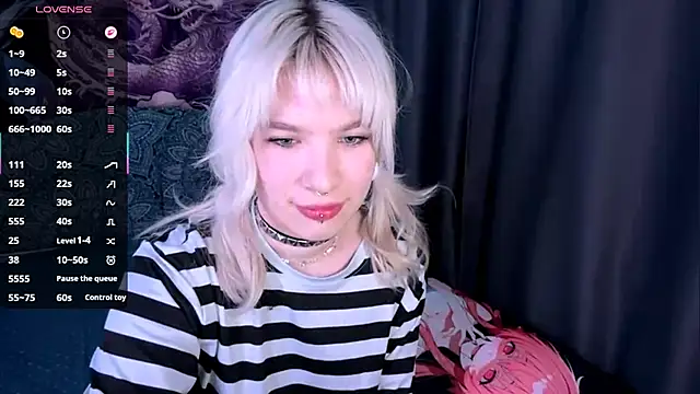 LolaDollyMur online show from 12/13/25, 08:04