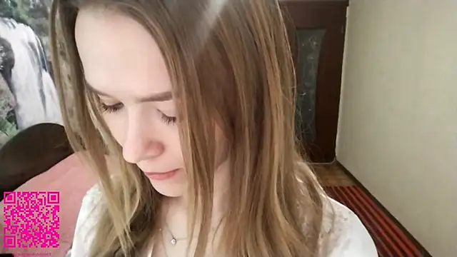 Anie best online show from 12/17/25, 10:21