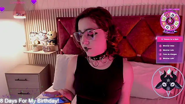 Snapshot of Kiri_Velvet chatting on 05/05/26, 07:55 Kiri Velvet online show from 05/05/26, 07:55