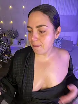 Snapshot of Amalia_Lia_ chatting on 12/01/25, 06:24 Amalia Lia online show from 12/01/25, 06:24