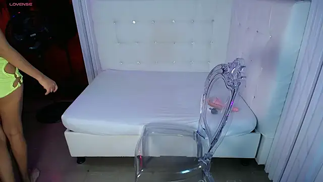 Ameliasexx online show from 12/04/25, 09:23