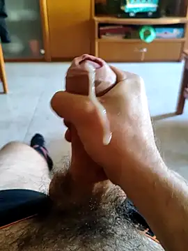 MomentoCaliente00 online show from 11/24/25, 11:32