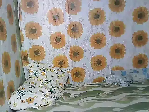 Smilinglovely online show from 03/28/26, 07:02