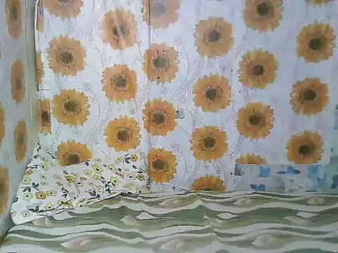 Smilinglovely online show from 04/04/26, 07:06