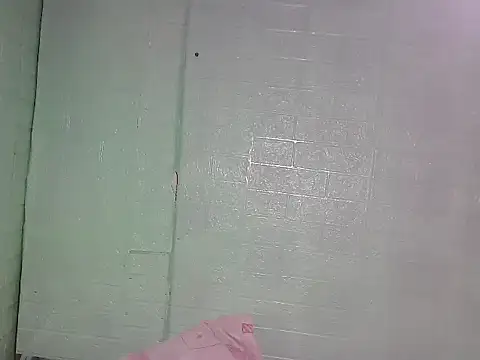 Smilinglovely online show from 06/17/26, 09:38
