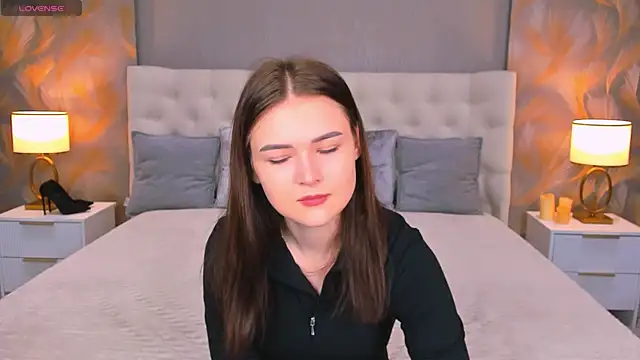 GLORIA BLOOM online show from 11/27/25, 08:44