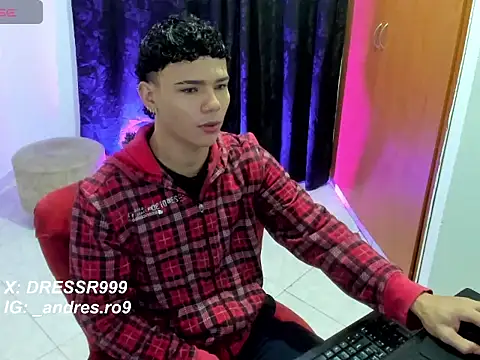 secret justin7 online show from 12/01/25, 12:10