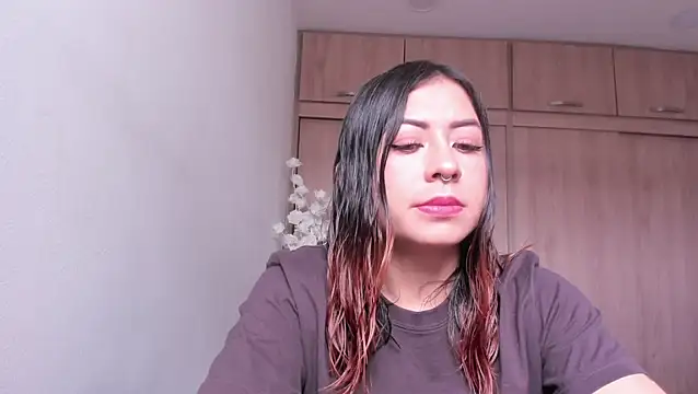 MaddieHunter online show from 05/19/26, 02:45