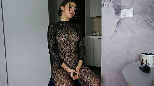 LianixLoverx online show from 12/13/25, 10:48