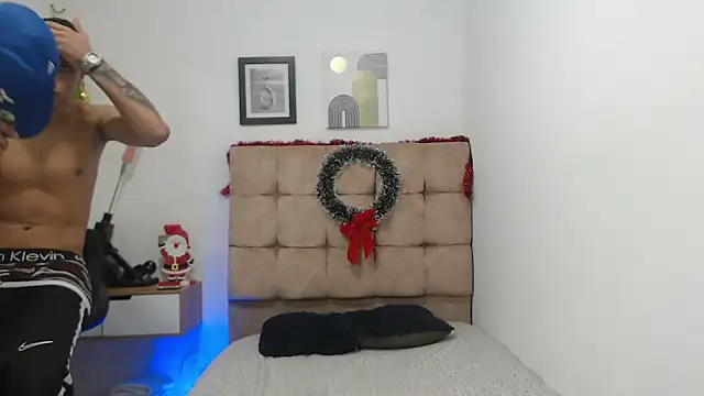 RhythmSensualXX online show from 12/02/25, 02:56