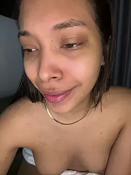 Snapshot of KarolRojas_22 chatting on 05/31/26, 07:59 KarolRojas 22 online show from 05/31/26, 07:59