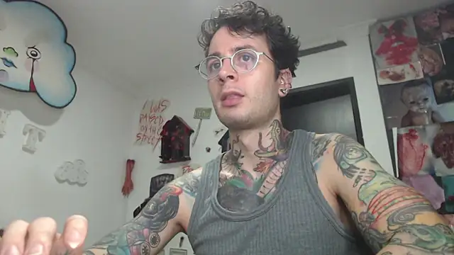 CryBoy13 online show from 12/21/25, 05:58