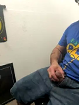 2addictivelyhorny online show from 12/20/25, 08:49