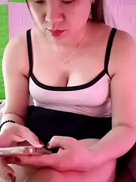 Lily-ross22 online show from 03/23/26, 05:22