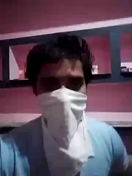 Snapshot of bgft5rfg chatting on 11/25/25, 12:38 bgft5rfg online show from 11/25/25, 12:38