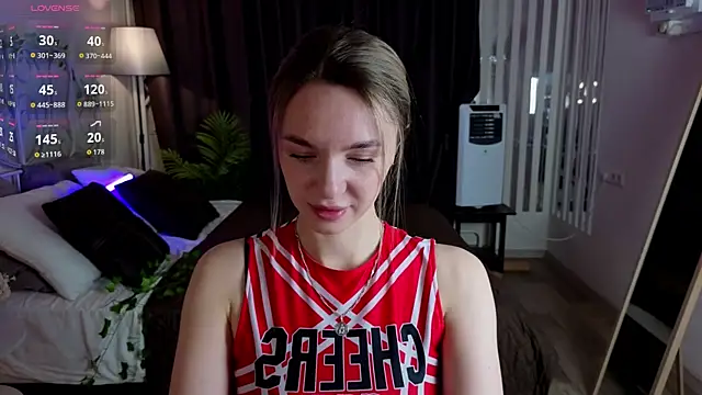 molly crystal online show from 01/13/26, 01:33