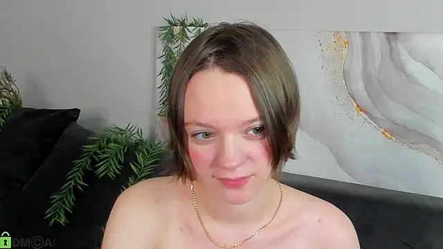 Olivia Riesz online show from 04/21/26, 01:42