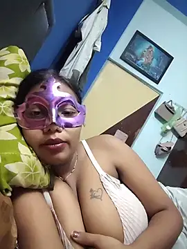 aarti03fb online show from 05/13/26, 06:38