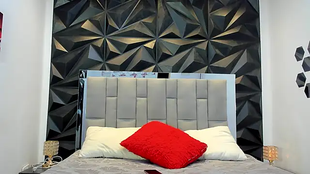 sol-angel online show from 12/02/25, 08:04