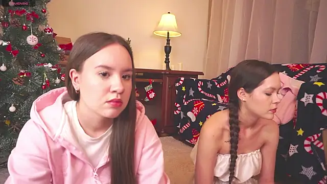 VirginiaRowe online show from 12/17/25, 02:45