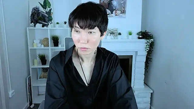 YugoAsian online show from 12/04/25, 08:39