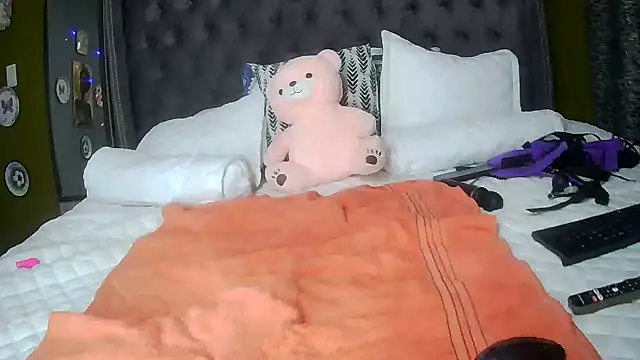 JuicyEbonyGoddess online show from 02/19/26, 10:17