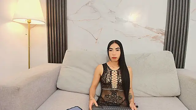 HallieStone online show from 02/09/26, 01:04