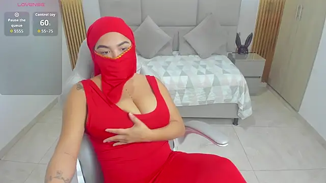 Raizel kazem online show from 11/29/25, 01:03