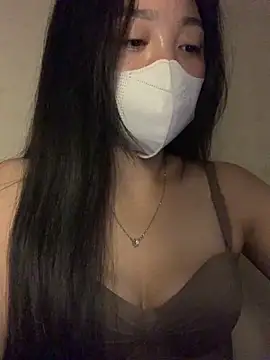 lana-kan online show from 05/28/26, 12:52