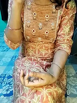 Snapshot of Myraajii chatting on 03/31/26, 01:44 Myraajii online show from 03/31/26, 01:44