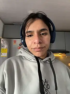 SaraAndrade  online show from 03/26/26, 01:17