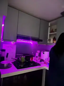 SaraAndrade  online show from 04/09/26, 11:37