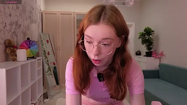 eva aria online show from 07/10/26, 10:12