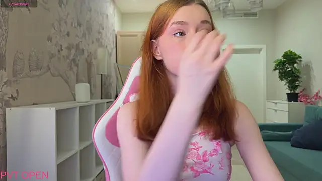 eva aria online show from 07/20/26, 04:38