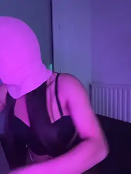 linaatchikita online show from 12/20/25, 09:44