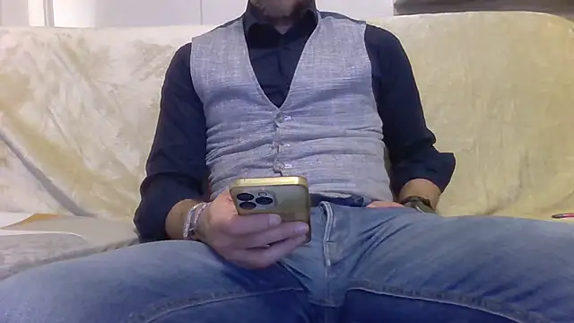 Eroshotlicker online show from 04/01/26, 08:50