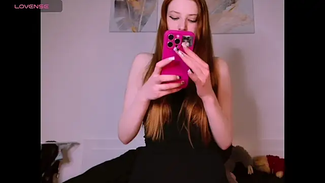  Milana Sparkl75  online show from 04/16/26, 08:42