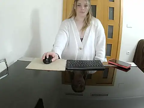 Adelyxveex online show from 01/08/26, 10:12