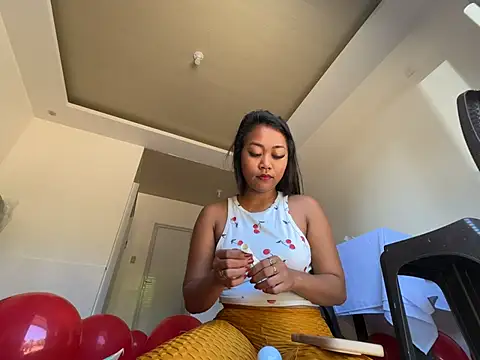 Snapshot of Juliet_official_pro chatting on 07/20/26, 01:53 Juliet official pro online show from 07/20/26, 01:53