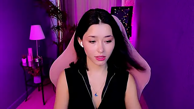 RedMidnight online show from 06/09/26, 11:11