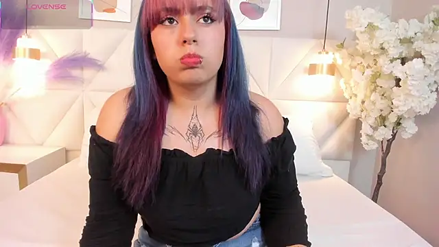 Vera Gold  online show from 11/25/25, 03:39