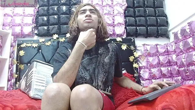 andresdark 07 online show from 12/14/25, 03:12