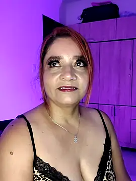 Snapshot of sexy_ambarr chatting on 11/30/25, 10:36 sexy ambarr online show from 11/30/25, 10:36