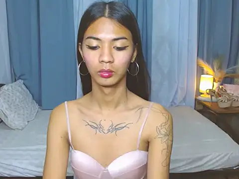 SamaraMillers online show from 12/16/25, 03:39