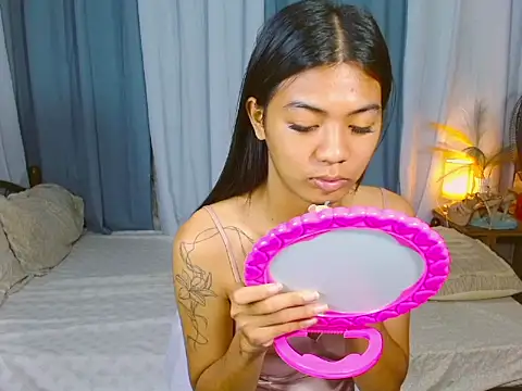 SamaraMillers online show from 03/12/26, 09:37