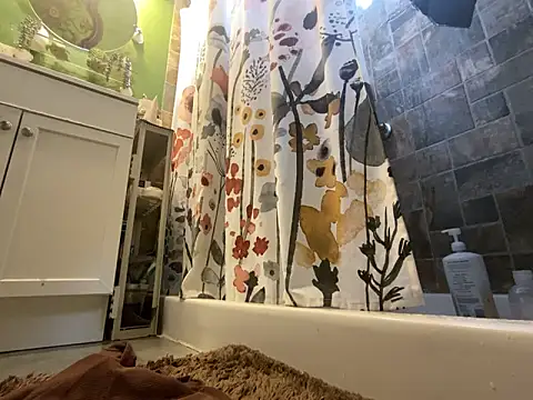 xxxenzo1 online show from 03/11/25, 05:24