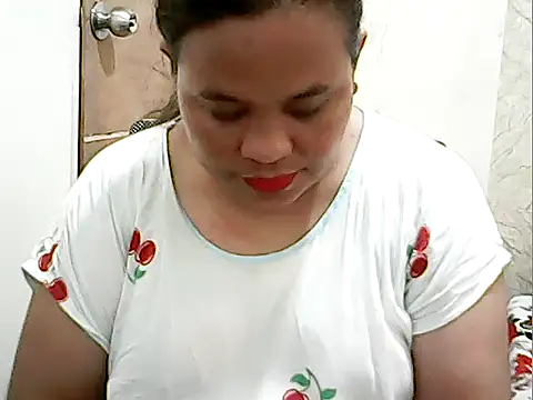 Snapshot of cutechubby chatting on 05/16/26, 10:41 cutechubby online show from 05/16/26, 10:41